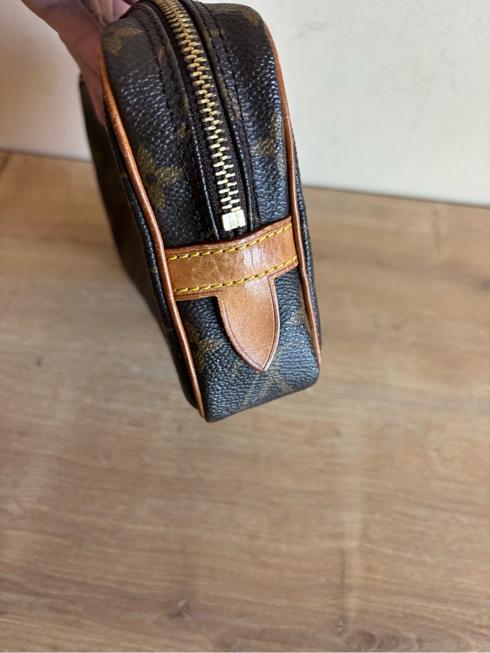 Authentic Louis Vuitton monogram clutch - Picture 3 of 8